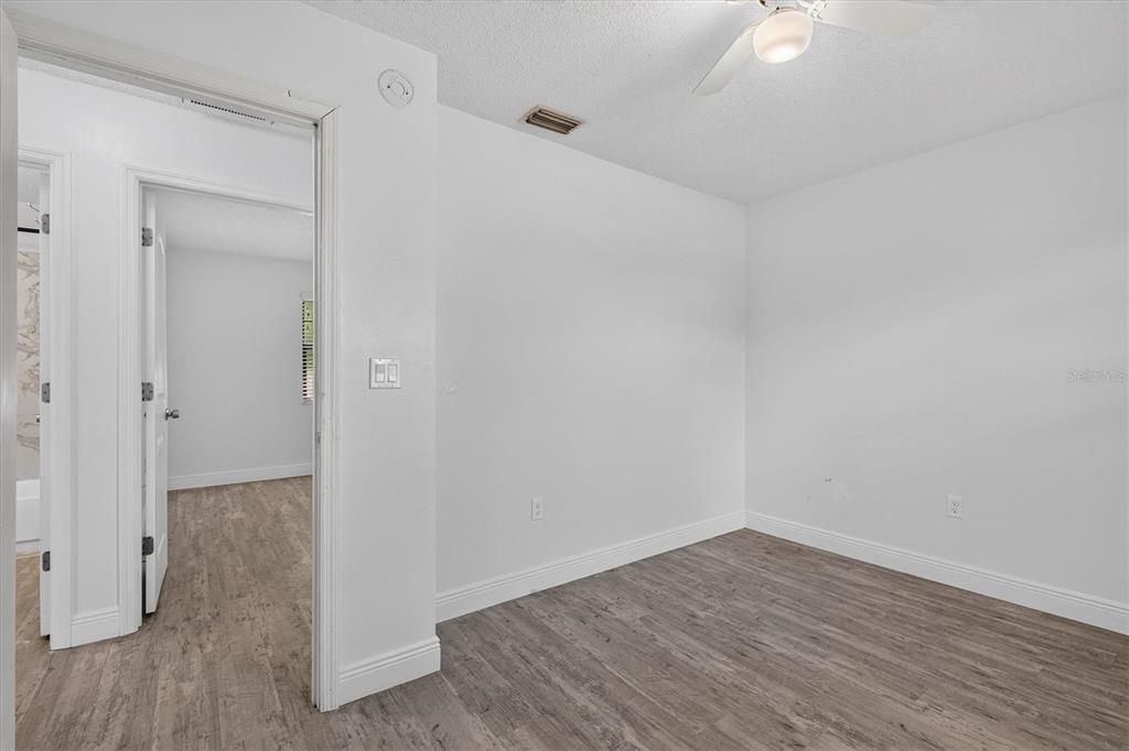 For Sale: $575,000 (6 beds, 3 baths, 2304 Square Feet)