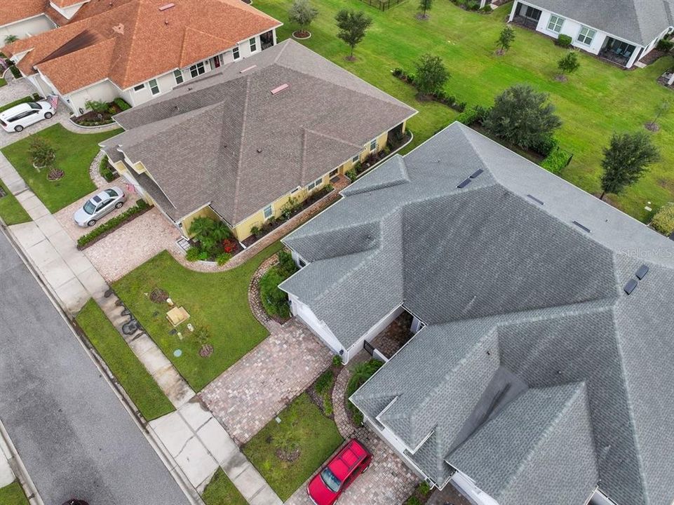 For Sale: $350,000 (2 beds, 2 baths, 1602 Square Feet)