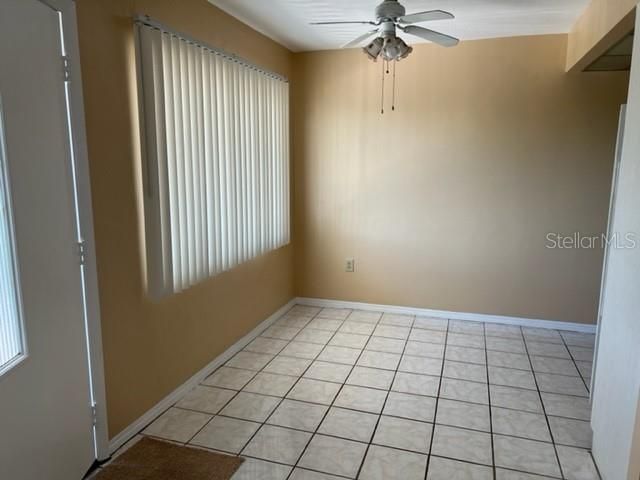 For Rent: $1,595 (2 beds, 1 baths, 874 Square Feet)