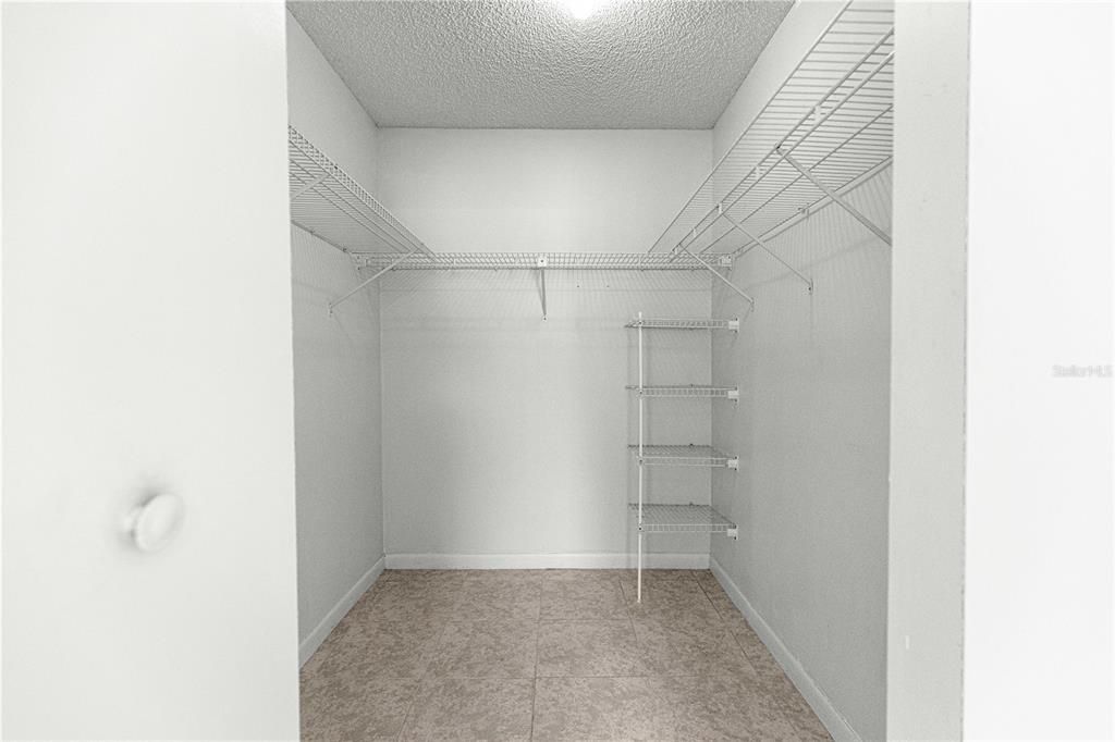 На продажу: $169,900 (2 спален, 2 ванн, 960 Квадратных фут)