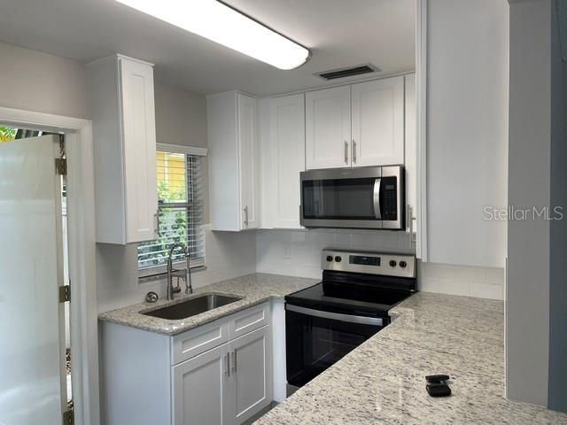 For Rent: $1,475 (2 beds, 1 baths, 713 Square Feet)