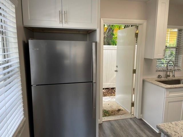 For Rent: $1,475 (2 beds, 1 baths, 713 Square Feet)