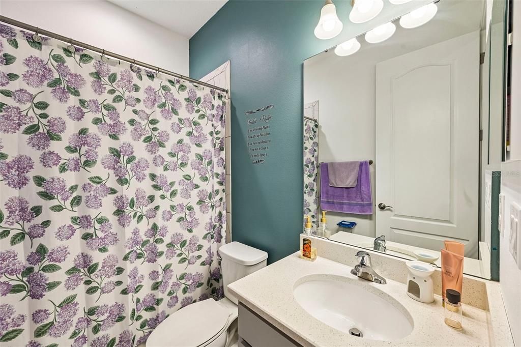 En Venta: $530,000 (4 camas, 3 baños, 2426 Pies cuadrados)