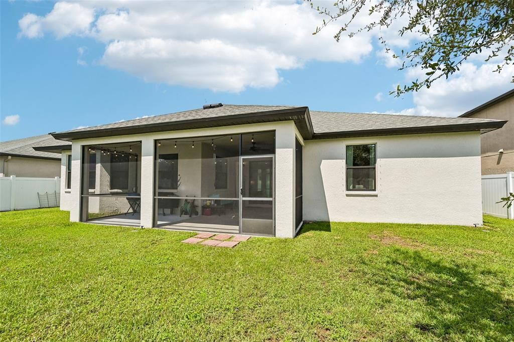 En Venta: $530,000 (4 camas, 3 baños, 2426 Pies cuadrados)