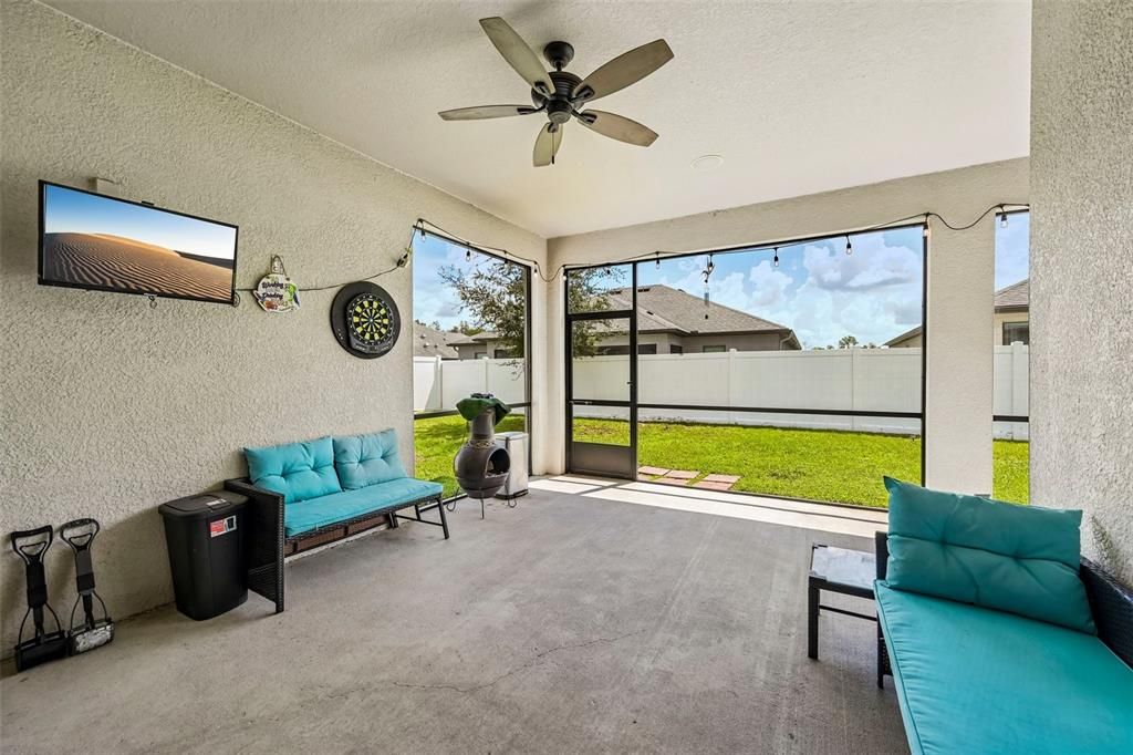 En Venta: $530,000 (4 camas, 3 baños, 2426 Pies cuadrados)