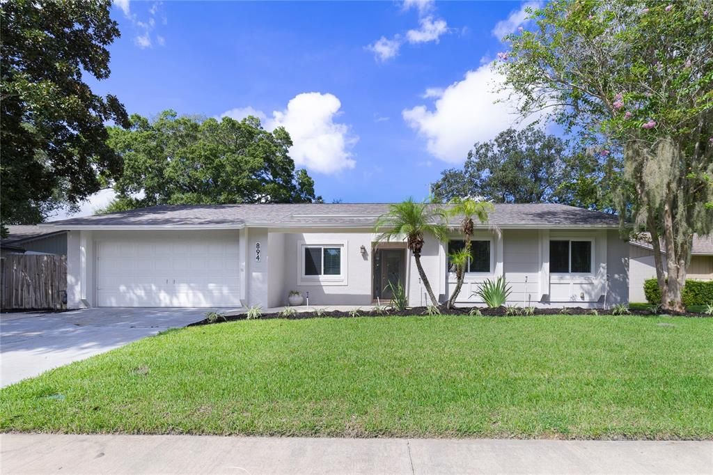 For Sale: $389,900 (3 beds, 2 baths, 1406 Square Feet)