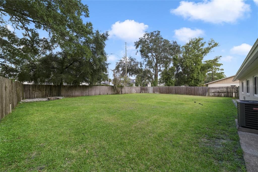 For Sale: $389,900 (3 beds, 2 baths, 1406 Square Feet)