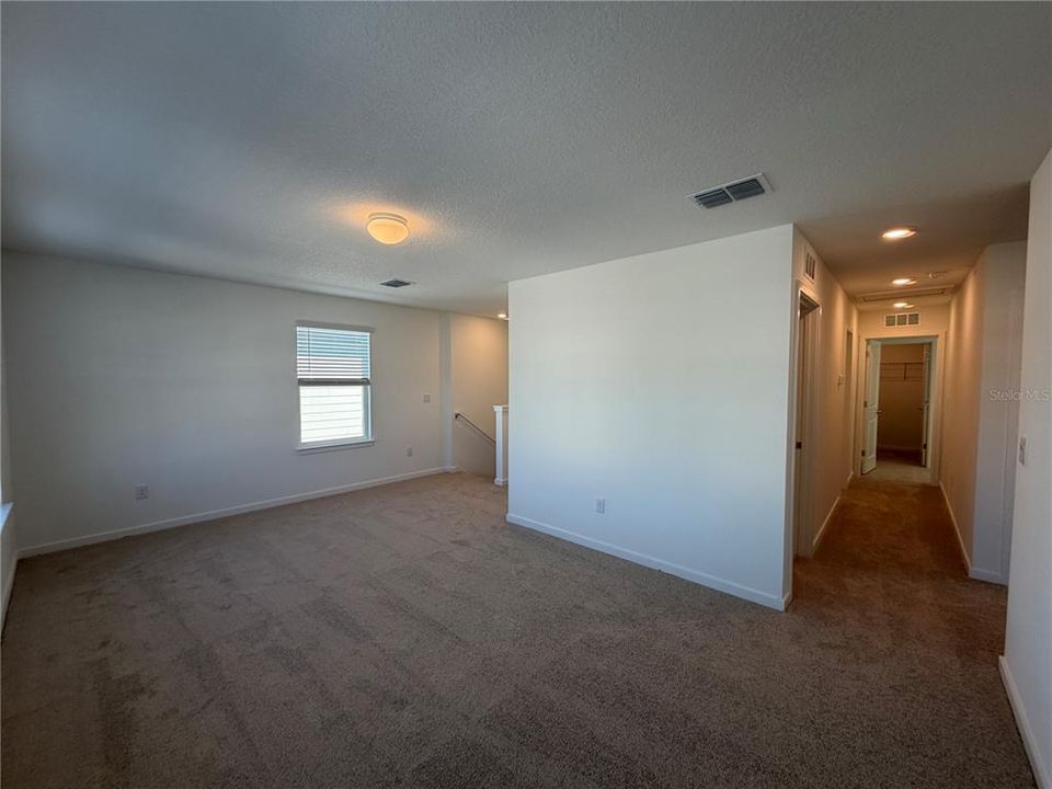 For Rent: $2,900 (5 beds, 3 baths, 2597 Square Feet)