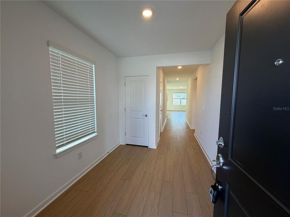 For Rent: $2,900 (5 beds, 3 baths, 2597 Square Feet)
