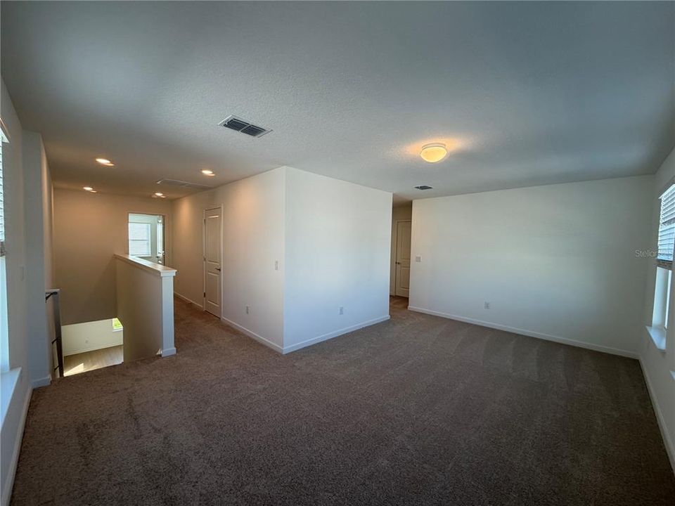 For Rent: $2,900 (5 beds, 3 baths, 2597 Square Feet)