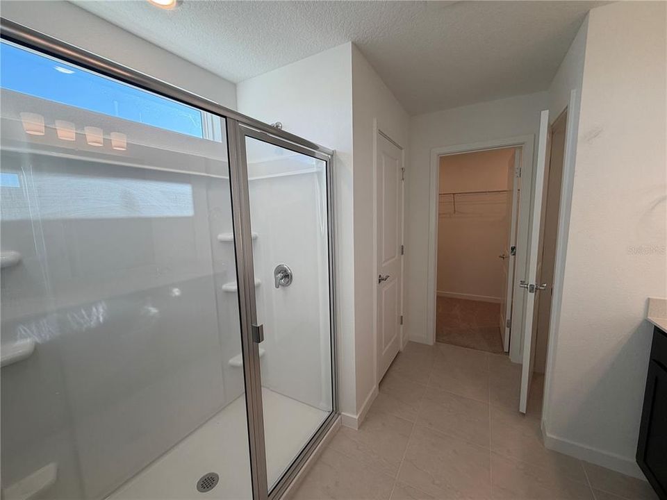 For Rent: $2,900 (5 beds, 3 baths, 2597 Square Feet)