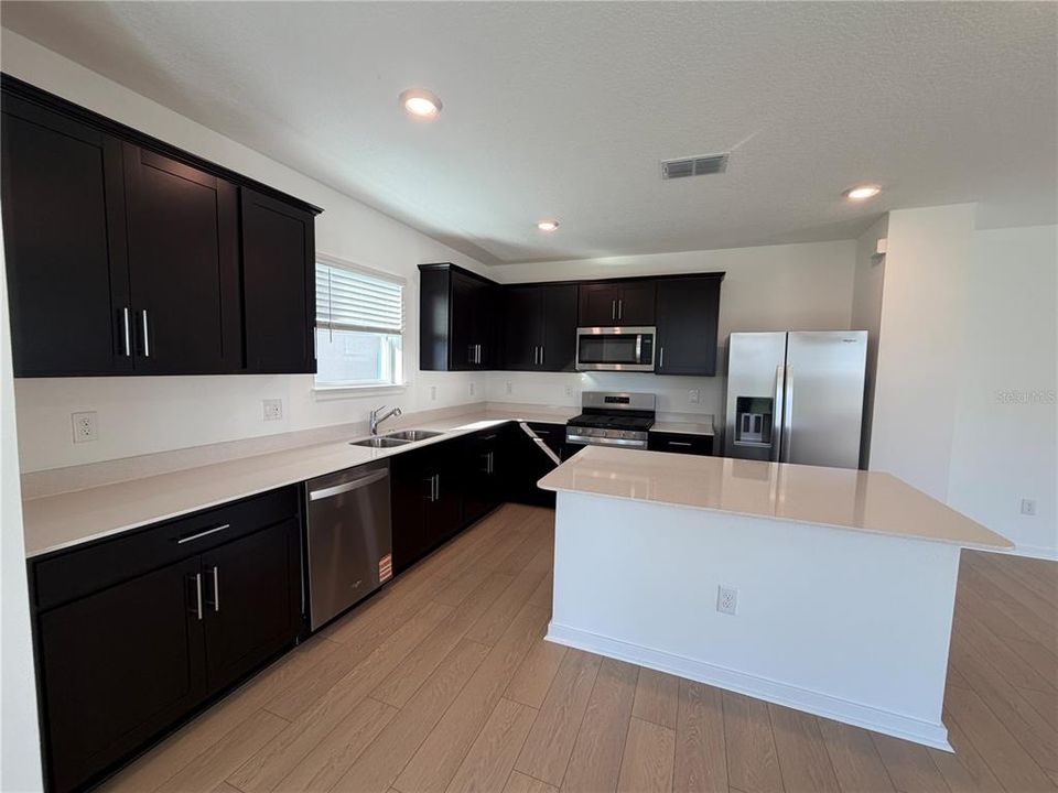 For Rent: $2,900 (5 beds, 3 baths, 2597 Square Feet)