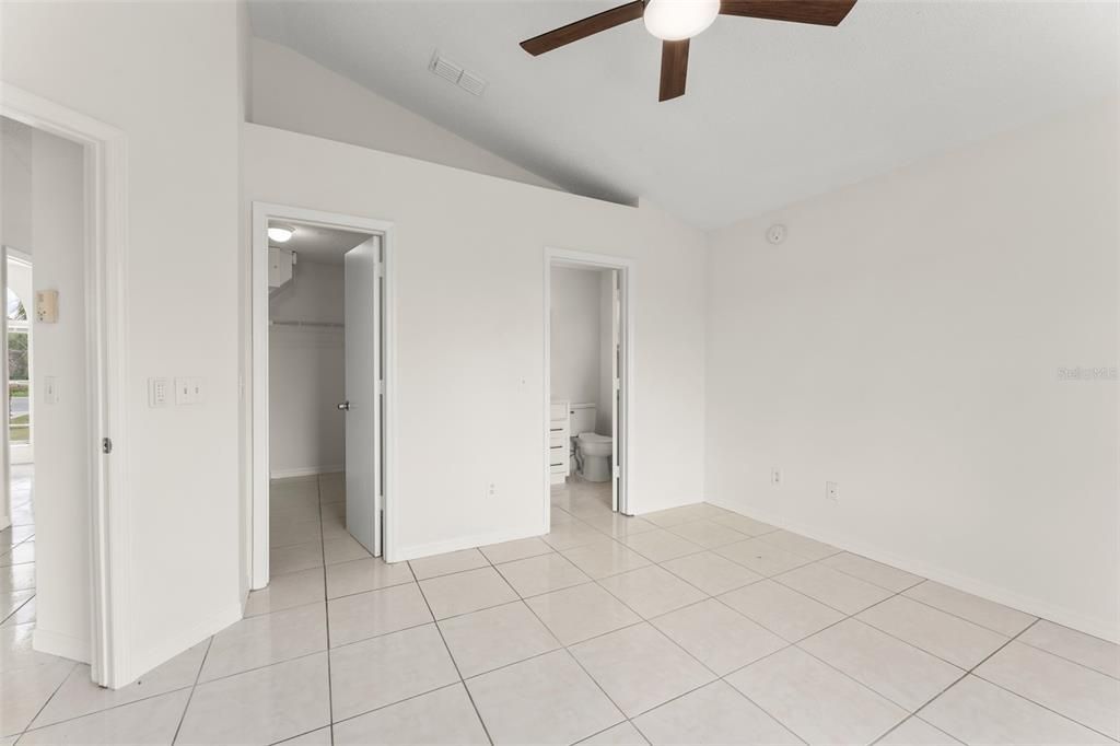 En Venta: $365,000 (3 camas, 2 baños, 1720 Pies cuadrados)