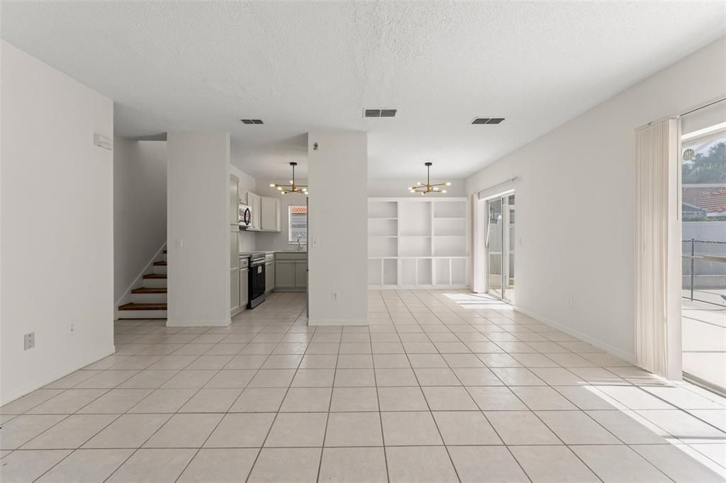 En Venta: $365,000 (3 camas, 2 baños, 1720 Pies cuadrados)