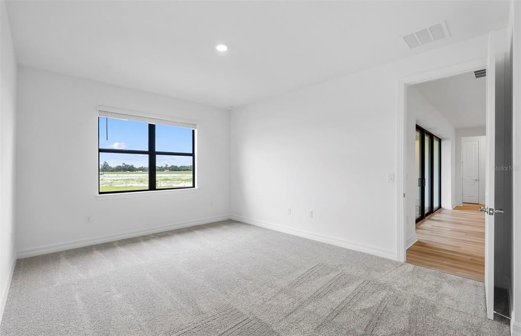 En Venta: $425,990 (3 camas, 2 baños, 2259 Pies cuadrados)