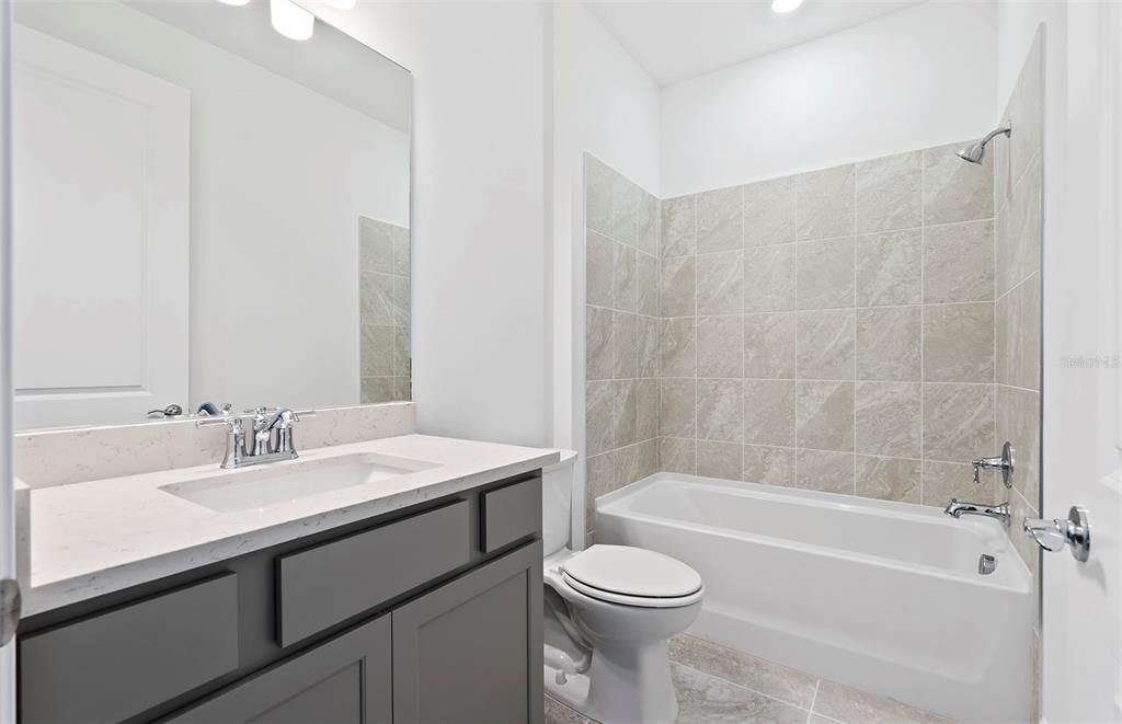 En Venta: $425,990 (3 camas, 2 baños, 2259 Pies cuadrados)