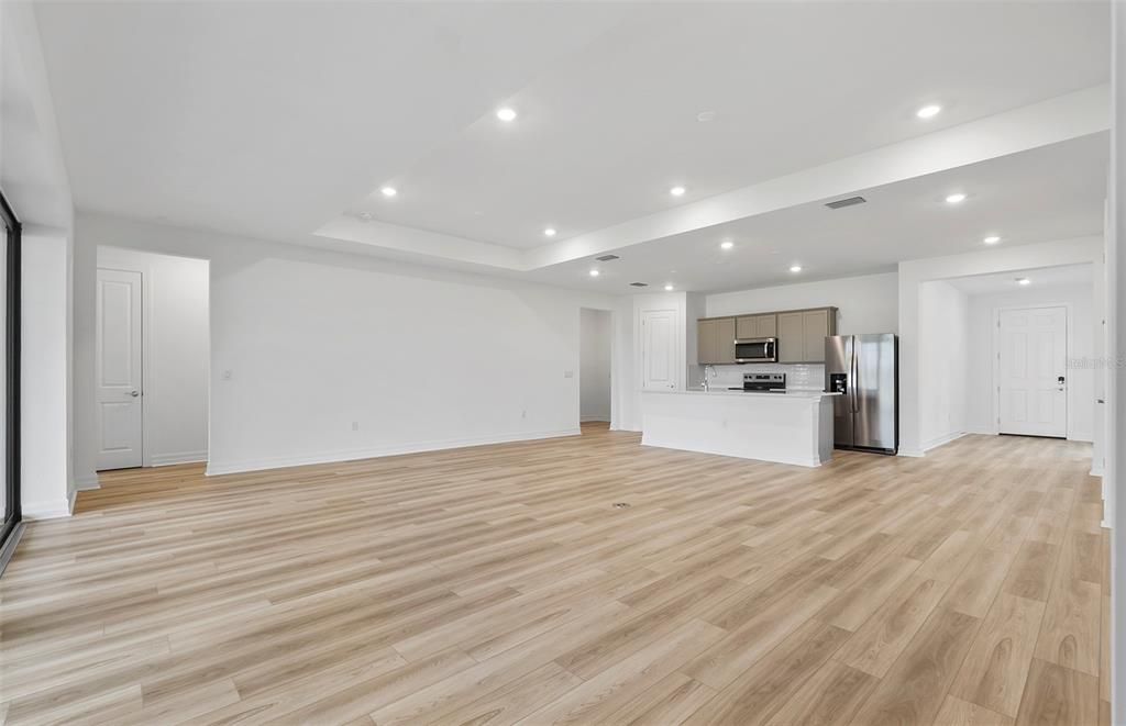 En Venta: $425,990 (3 camas, 2 baños, 2259 Pies cuadrados)