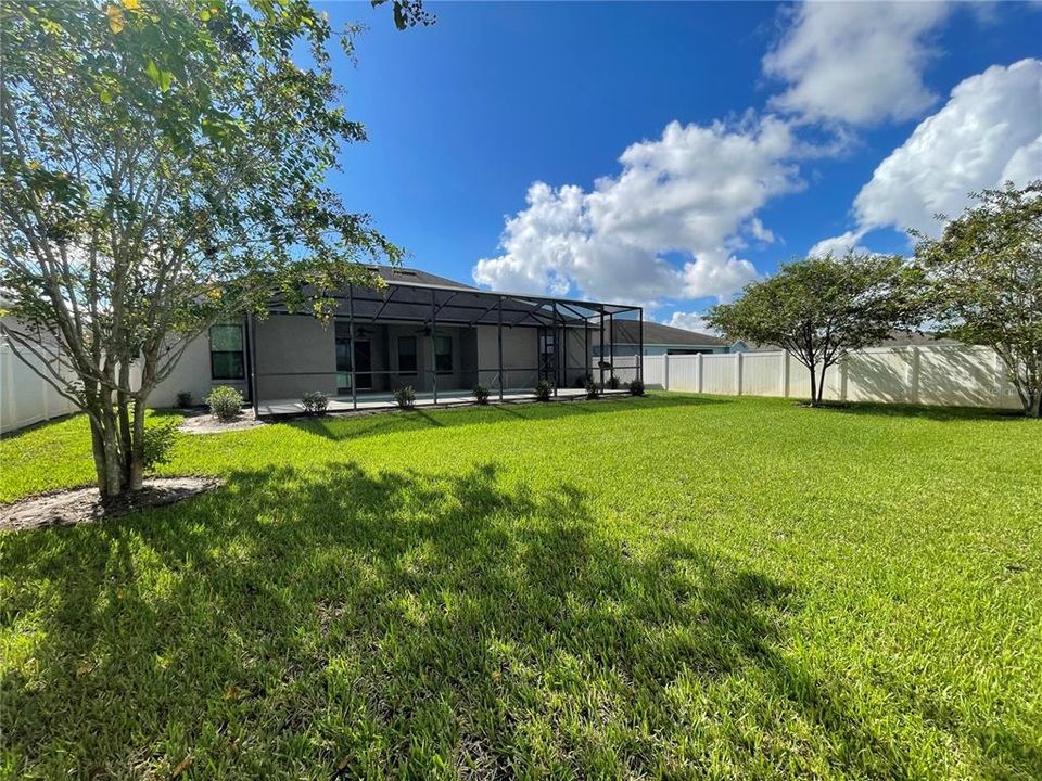 En Venta: $449,900 (4 camas, 3 baños, 2383 Pies cuadrados)