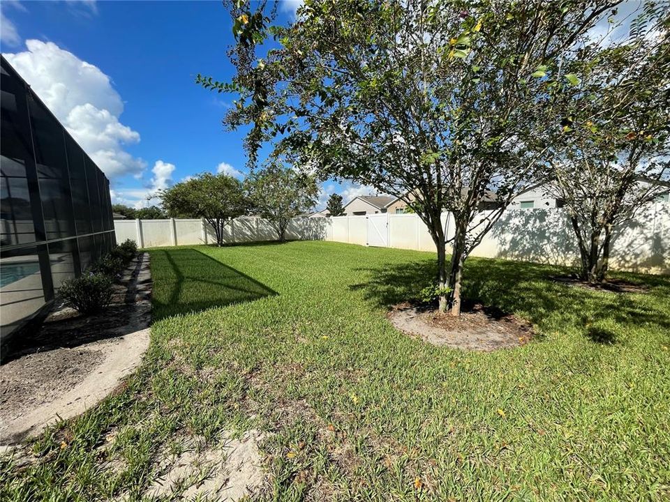 En Venta: $449,900 (4 camas, 3 baños, 2383 Pies cuadrados)