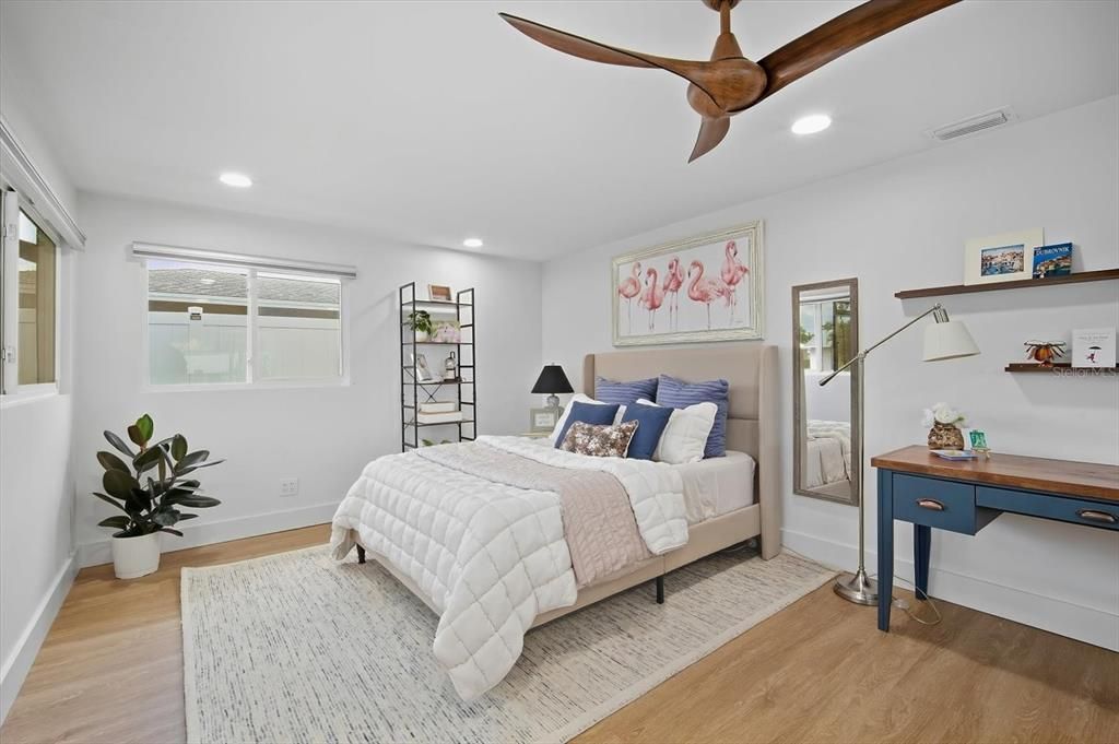 For Sale: $1,275,000 (2 beds, 2 baths, 1885 Square Feet)