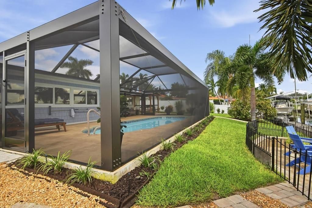 For Sale: $1,275,000 (2 beds, 2 baths, 1885 Square Feet)