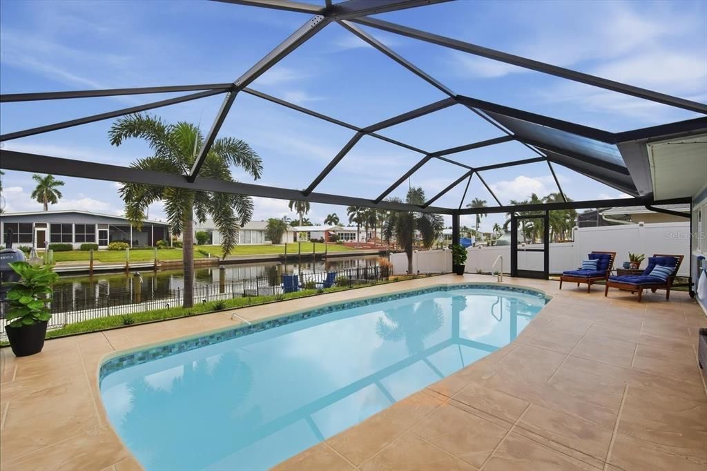 For Sale: $1,275,000 (2 beds, 2 baths, 1885 Square Feet)