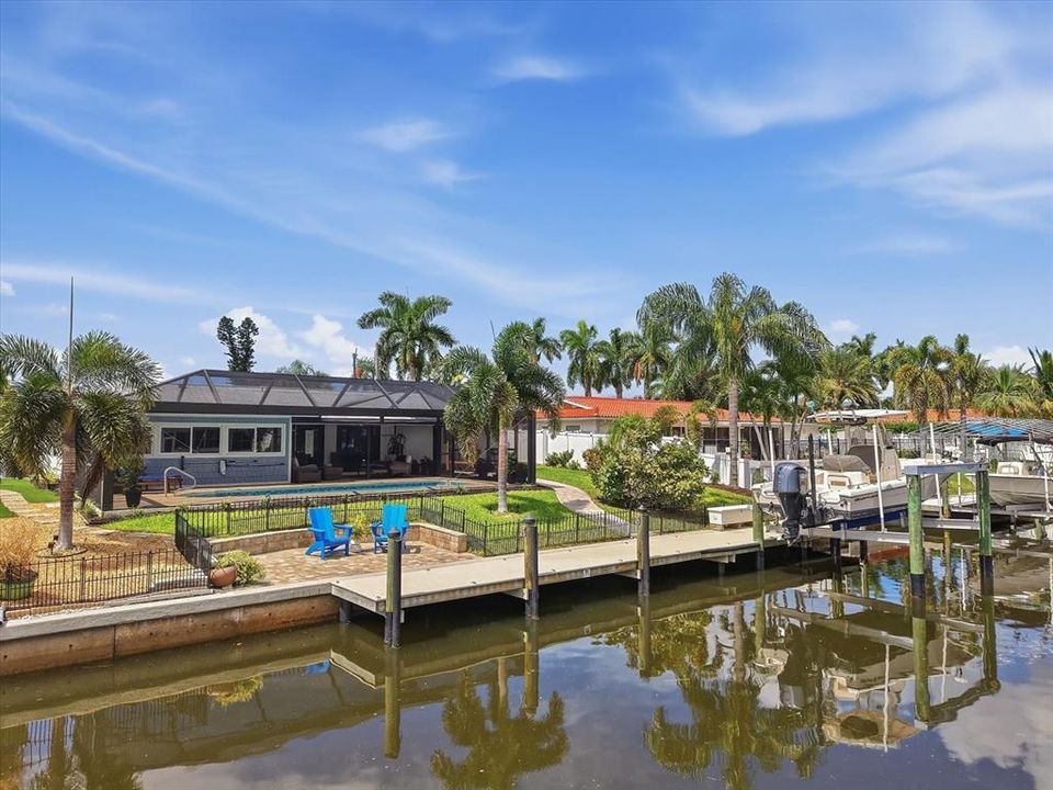 For Sale: $1,275,000 (2 beds, 2 baths, 1885 Square Feet)