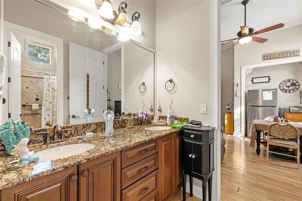 For Sale: $1,075,000 (5 beds, 4 baths, 4593 Square Feet)