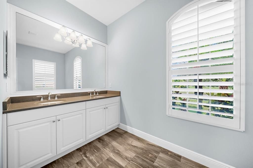 For Sale: $750,000 (3 beds, 2 baths, 2267 Square Feet)