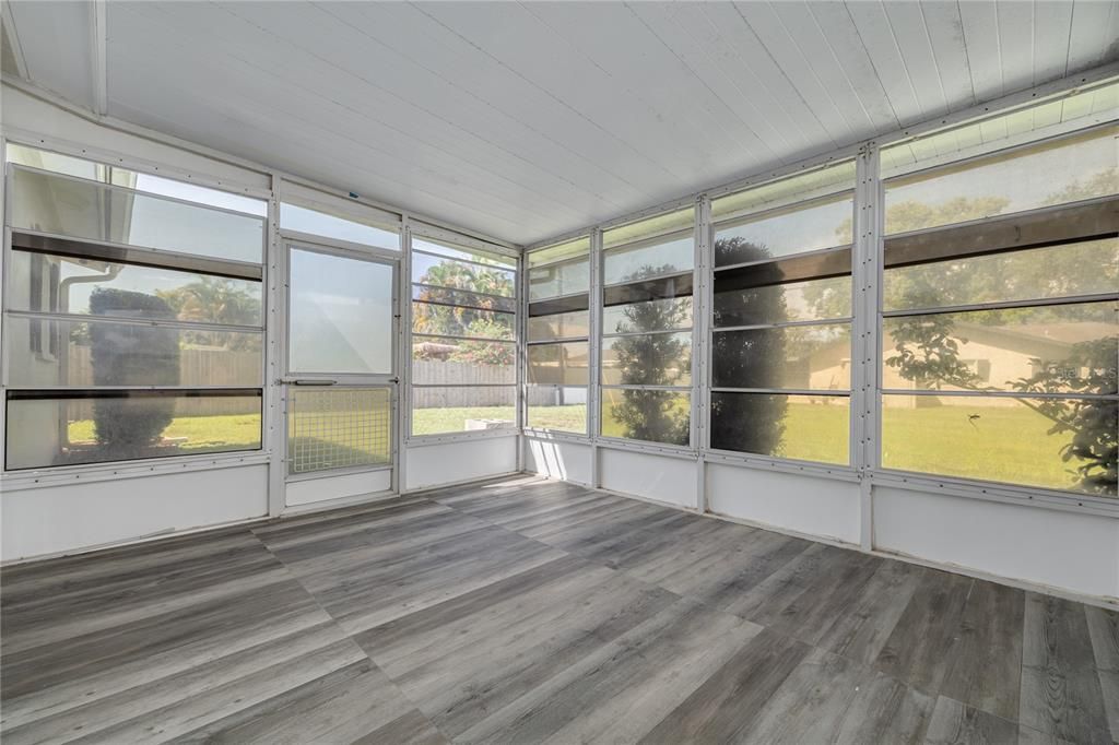 En Venta: $435,000 (3 camas, 2 baños, 1471 Pies cuadrados)
