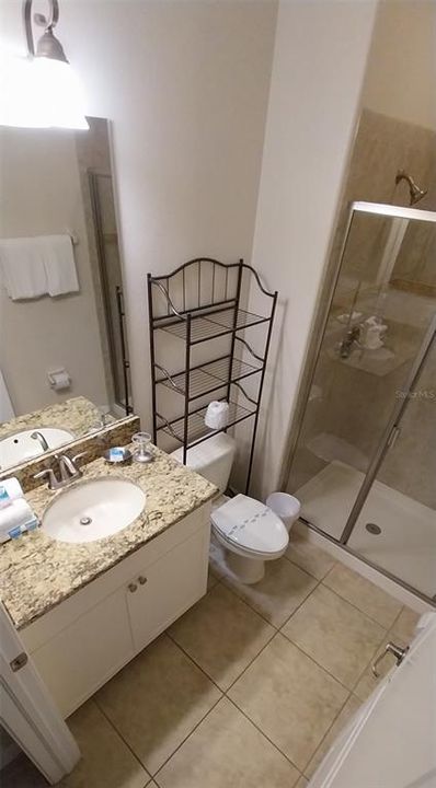 For Sale: $345,000 (4 beds, 3 baths, 1902 Square Feet)