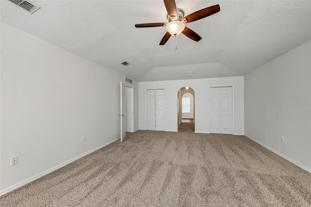 For Sale: $449,489 (6 beds, 4 baths, 3920 Square Feet)