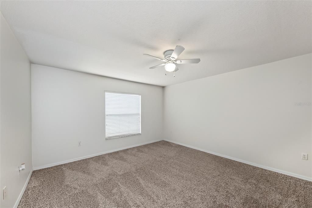 For Sale: $449,489 (6 beds, 4 baths, 3920 Square Feet)