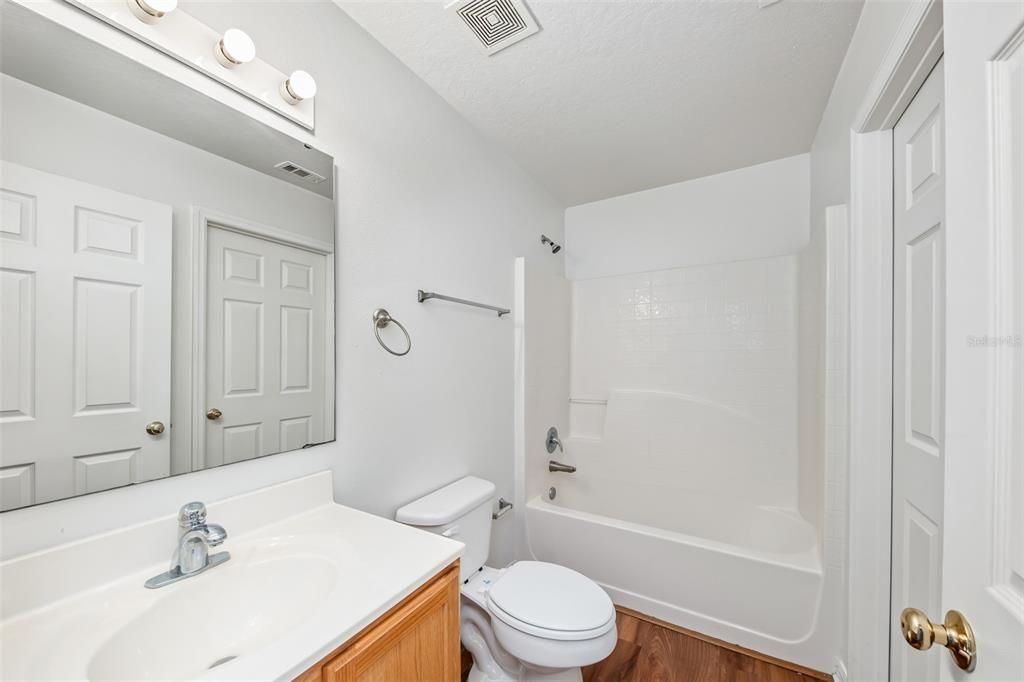 For Sale: $449,489 (6 beds, 4 baths, 3920 Square Feet)
