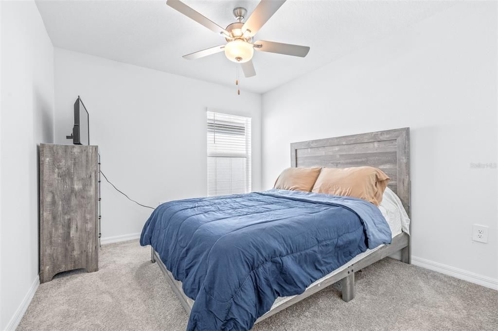 For Sale: $350,000 (4 beds, 2 baths, 1935 Square Feet)