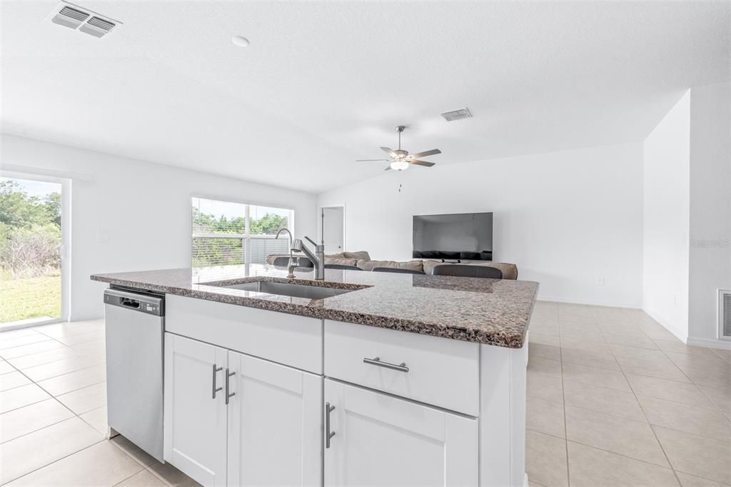 For Sale: $350,000 (4 beds, 2 baths, 1935 Square Feet)