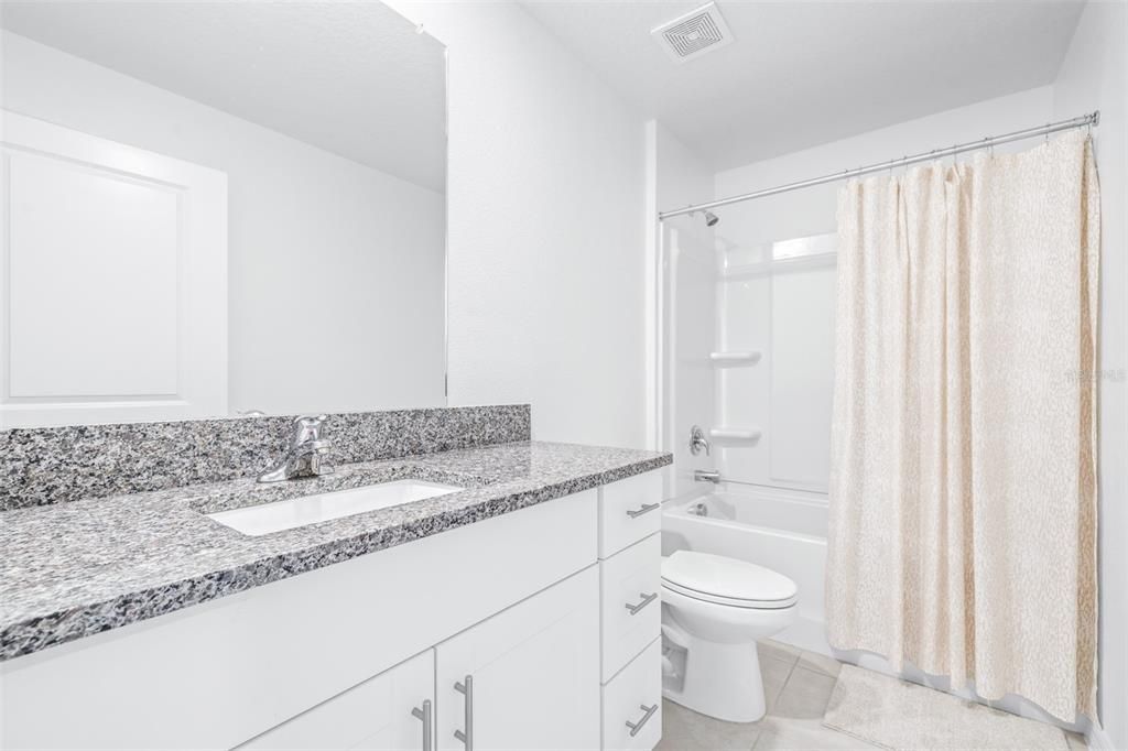For Sale: $350,000 (4 beds, 2 baths, 1935 Square Feet)