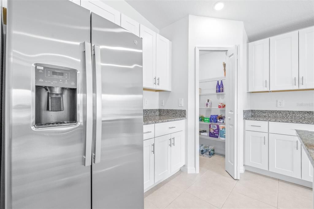 For Sale: $350,000 (4 beds, 2 baths, 1935 Square Feet)