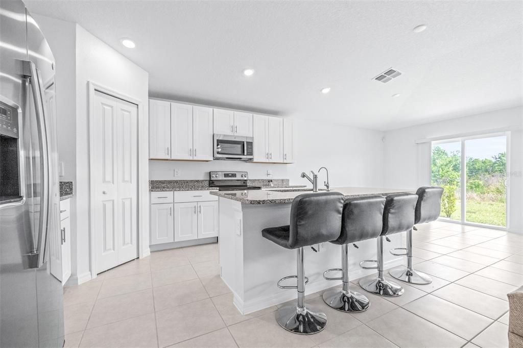 For Sale: $350,000 (4 beds, 2 baths, 1935 Square Feet)