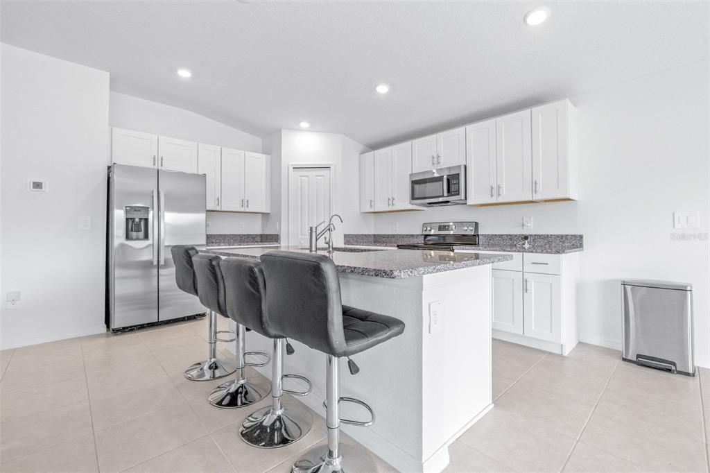 For Sale: $350,000 (4 beds, 2 baths, 1935 Square Feet)