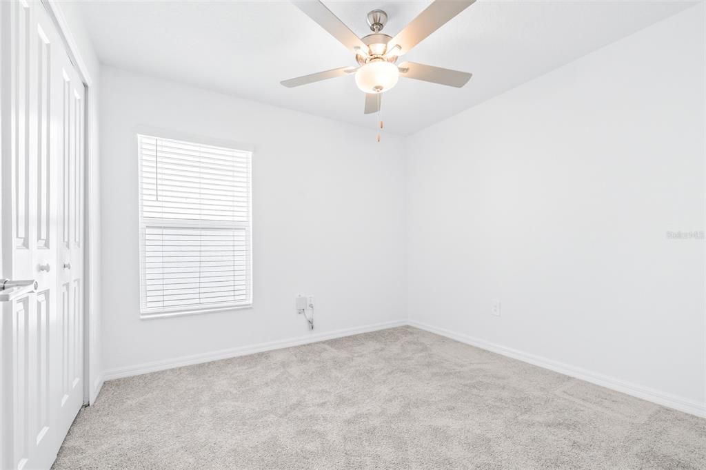 For Sale: $350,000 (4 beds, 2 baths, 1935 Square Feet)