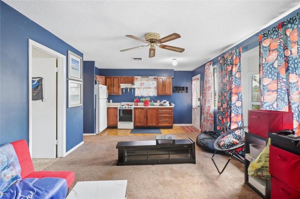 For Sale: $359,000 (4 beds, 3 baths, 2134 Square Feet)