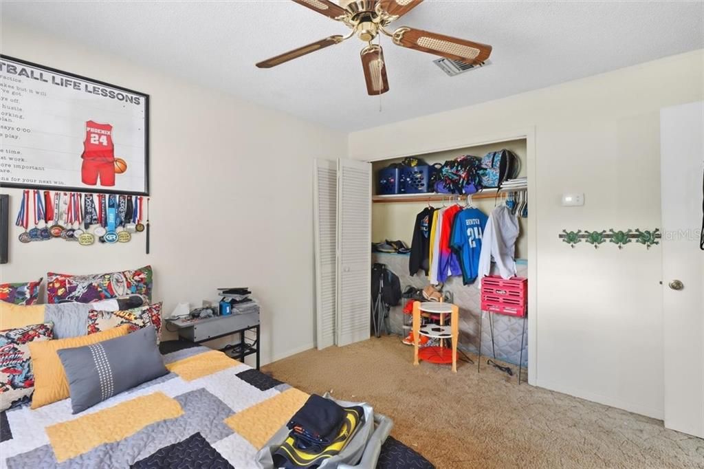 For Sale: $359,000 (4 beds, 3 baths, 2134 Square Feet)