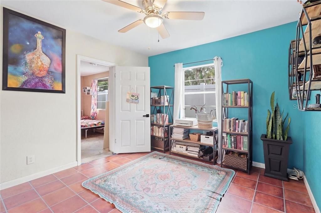 For Sale: $359,000 (4 beds, 3 baths, 2134 Square Feet)