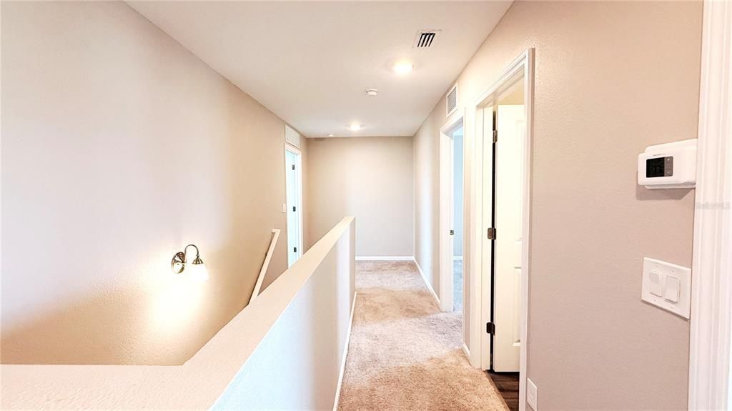 En Venta: $299,000 (3 camas, 2 baños, 1605 Pies cuadrados)