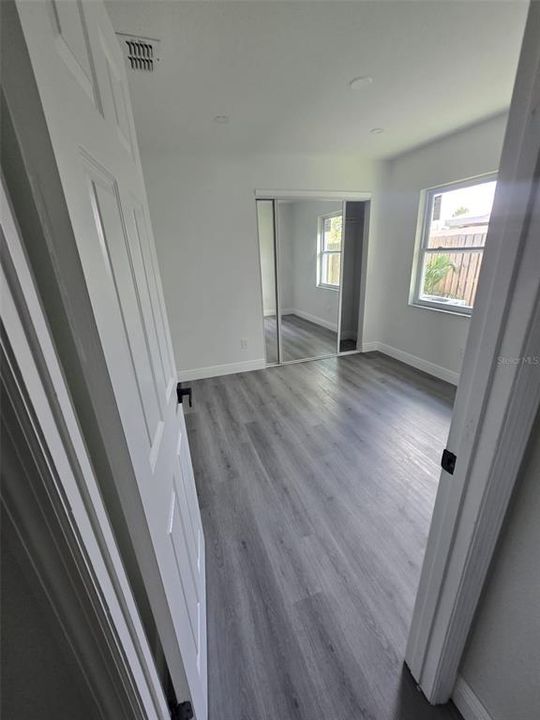 For Sale: $369,000 (3 beds, 2 baths, 1404 Square Feet)