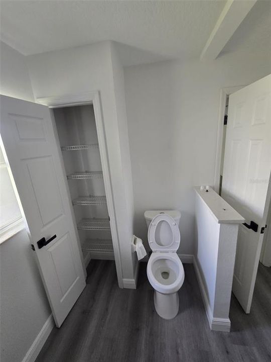 For Sale: $369,000 (3 beds, 2 baths, 1404 Square Feet)