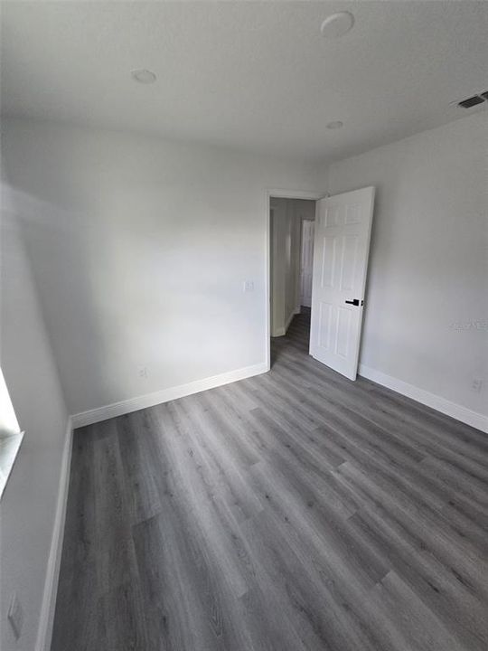For Sale: $369,000 (3 beds, 2 baths, 1404 Square Feet)