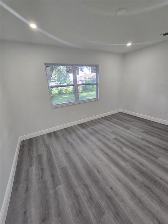 For Sale: $369,000 (3 beds, 2 baths, 1404 Square Feet)