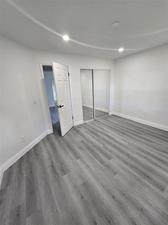 For Sale: $369,000 (3 beds, 2 baths, 1404 Square Feet)